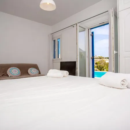 Francis فيلة بانورموس ميكونو