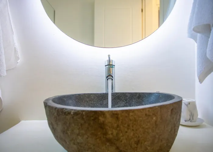 Francis פנורמוס מיקונוס